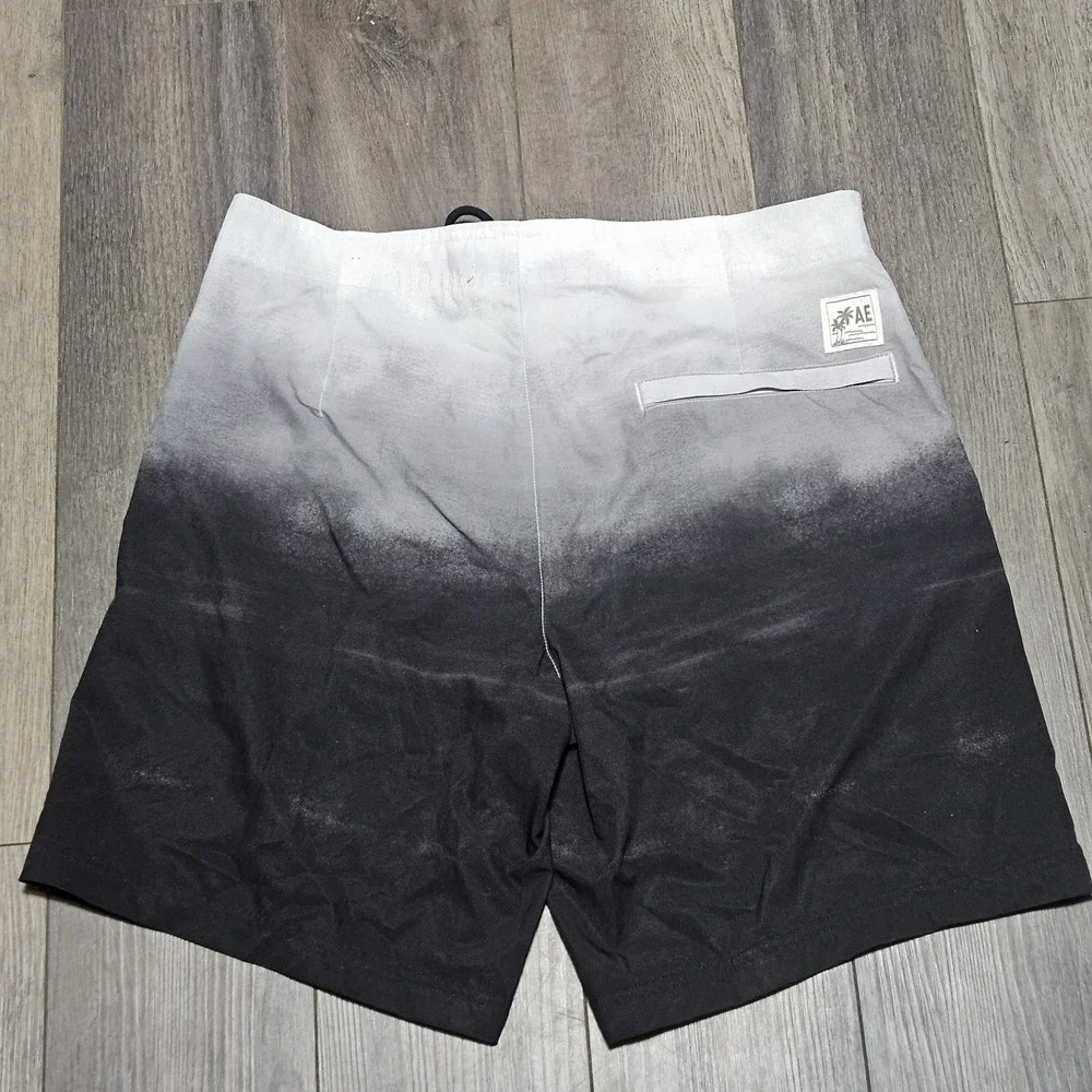 American Eagle Board Shorts mens‎ Medium Swim Trunks Beach Surf Black Gray Ombre